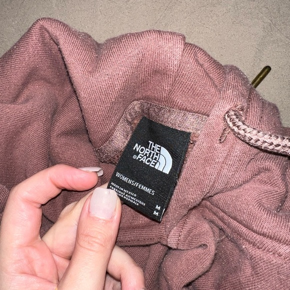 The north face mauve medium hoodie - Picture 3 of 3
